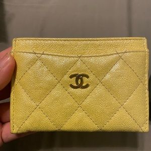 Chanel 19S Iridescent Yellow Card Holder